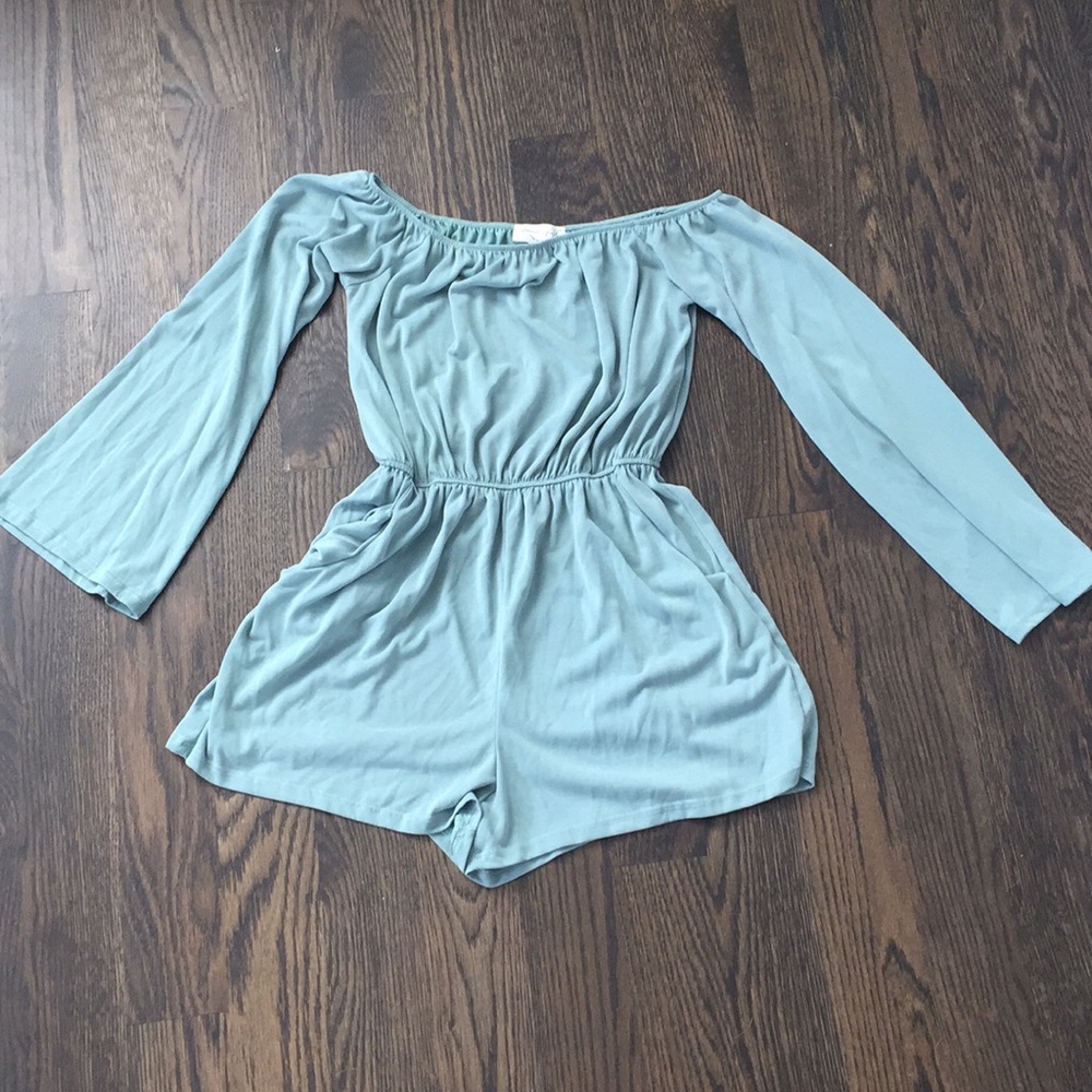 Off the shoulder, long sleeve romper, size S - Picture 1 of 2